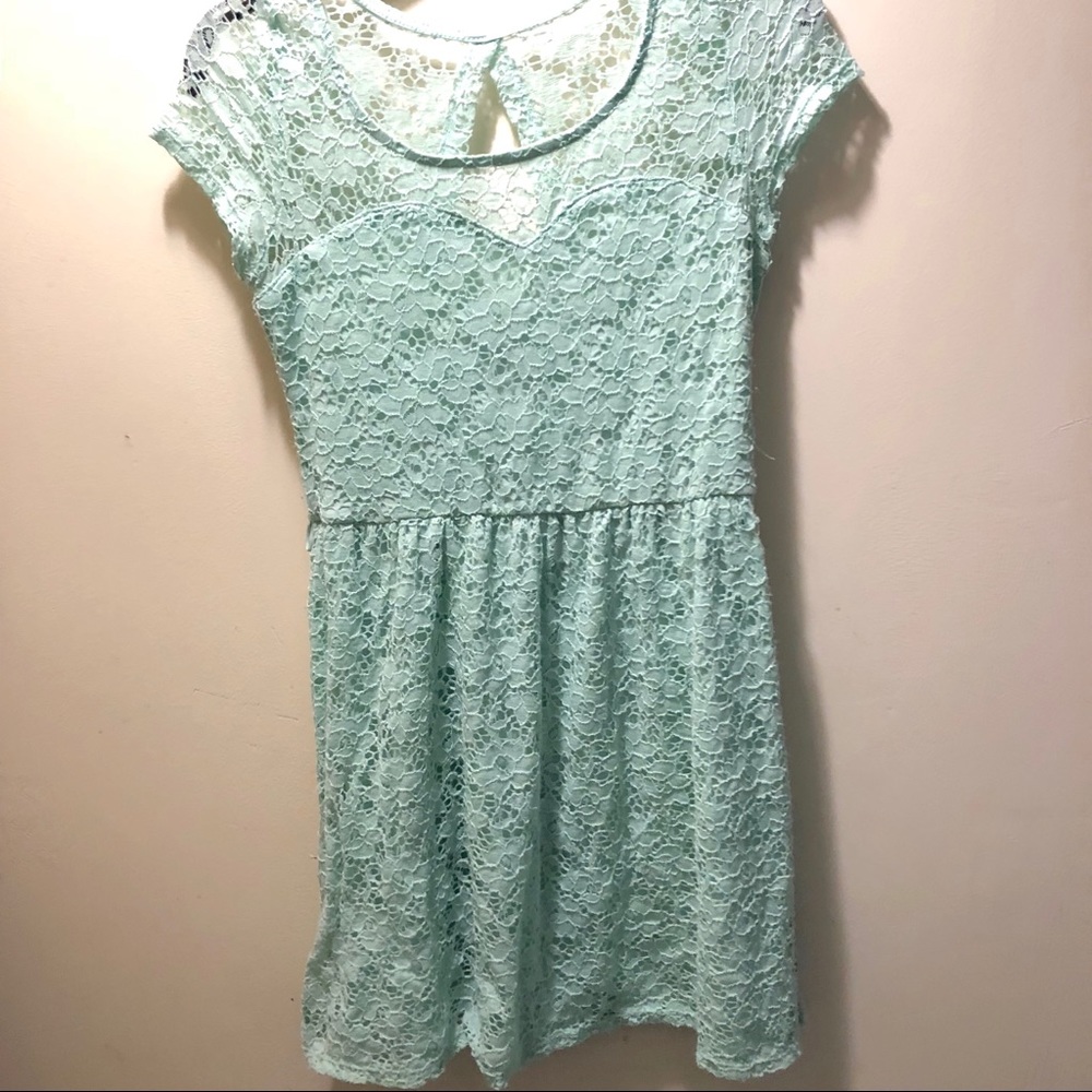 Wet Seal Large mint floral lace dress